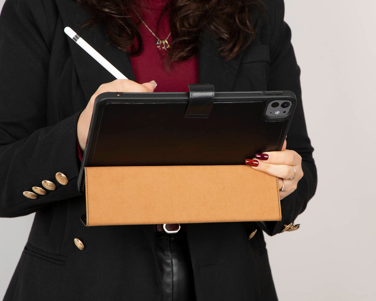 Trigon iPad Pro 11" 2024 genuine leather protective case