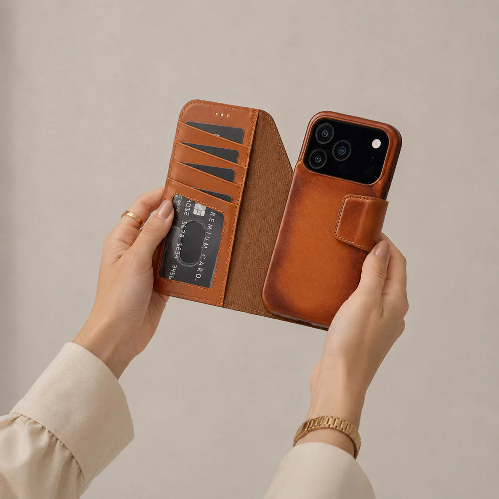 Saint-Tropez iPhone 17 Pro (6.3") Leather Wallet Case