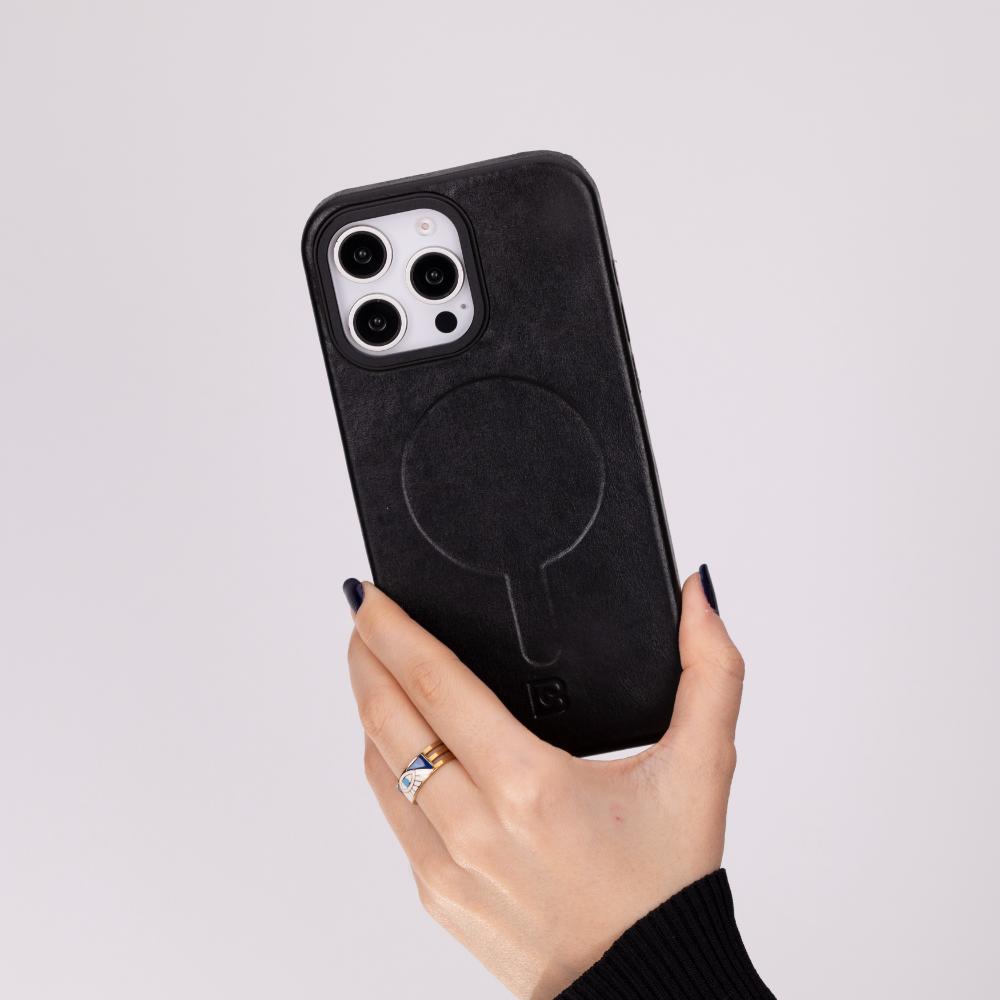 Lexora iPhone 16 Pro (6.3") Leather Case with MagSafe